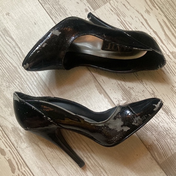 Stilettos WELL WORN - Picture 7 of 13